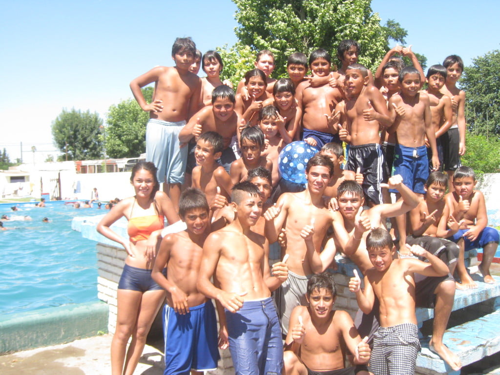 Nueve profesores, personal auxiliar, porque también se les da el almuerzo, y una enfermera completan el equipo de trabajo. Informó Diego Martín Torres.