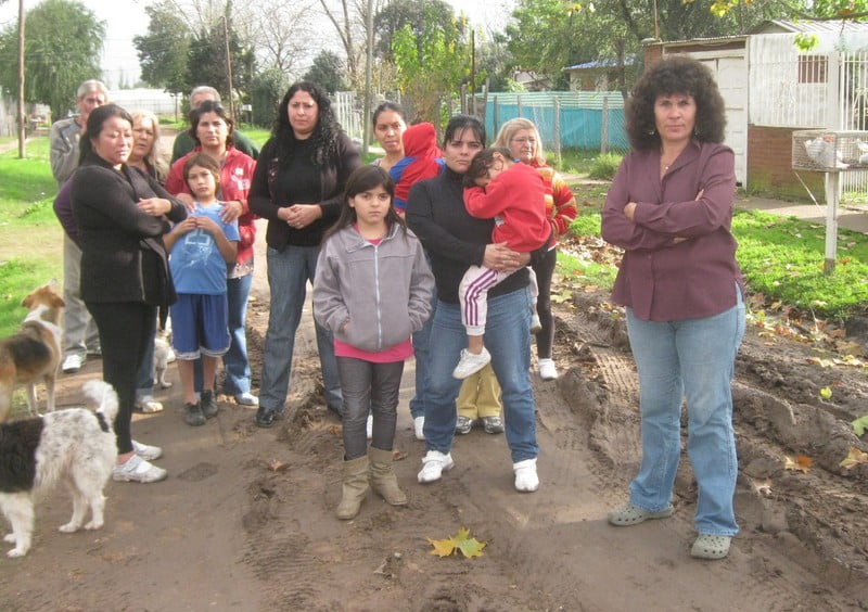 La Esperanza Sobre la calle Finlandia, vecinas y vecinos de La Esperanza pidieron mejoras para el barrio.