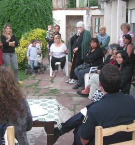 Bronca y miedo por la situación del barrio Sansouci, los vecinos reunidos piden la intervención de alguien.