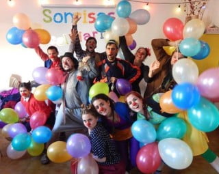 El pasado domingo 26 de julio, Luna Roja y Sonrisas Solidarias se unieron para juntar juguetes para para el Día del Niño.