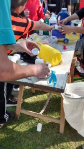 Taller de juguetes a partir de materiales con clasificación de residuos sólidos urbanos en la Reserva Natural Urbana de Morón. 