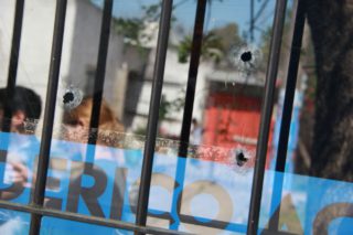 “Esperamos que a Ducoté no se le vaya la situación de las manos y que reflexione sobre la responsabilidad que tiene de garantizar una campaña pacífica. No queremos que el diálogo y la transparencia sean más promesas incumplidas."